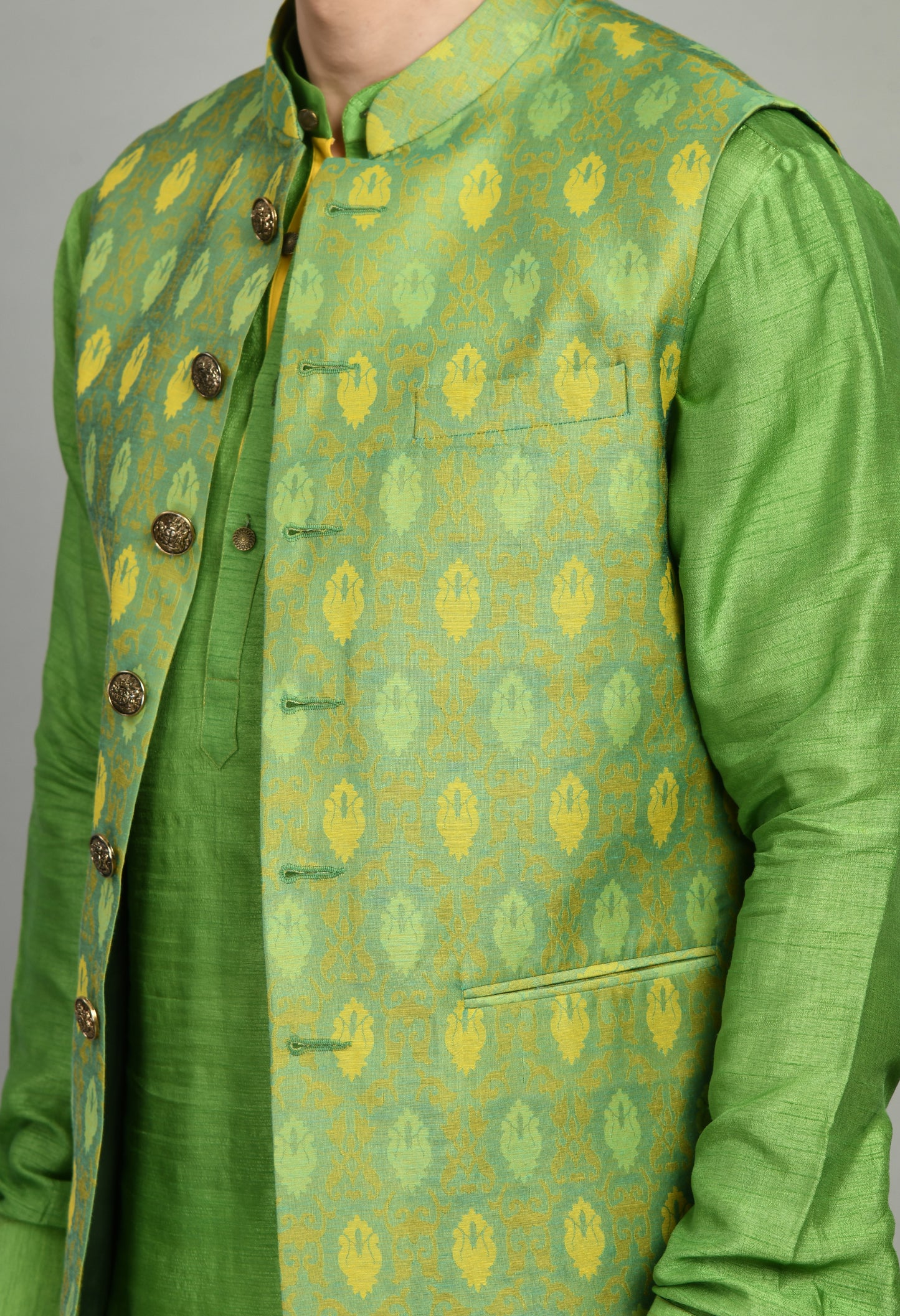 Detail view 3 - Men’s Nehru Jacket – Silk Jaquard in Green with Front Open Design
