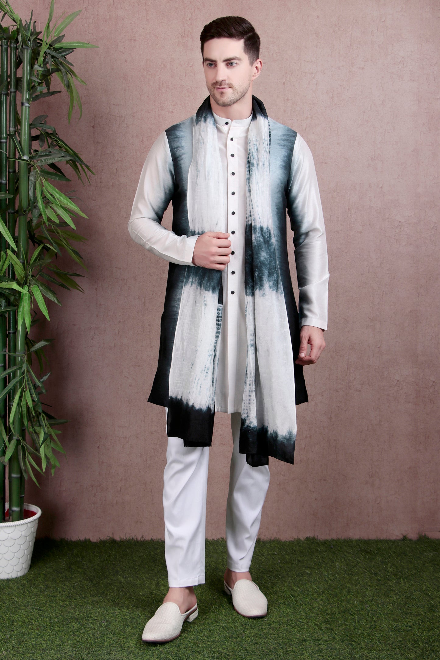 Men’s Kurta Set – Dola Silk in Ivory-Black Ombré with Tie-Dye Detailing | One Man Show