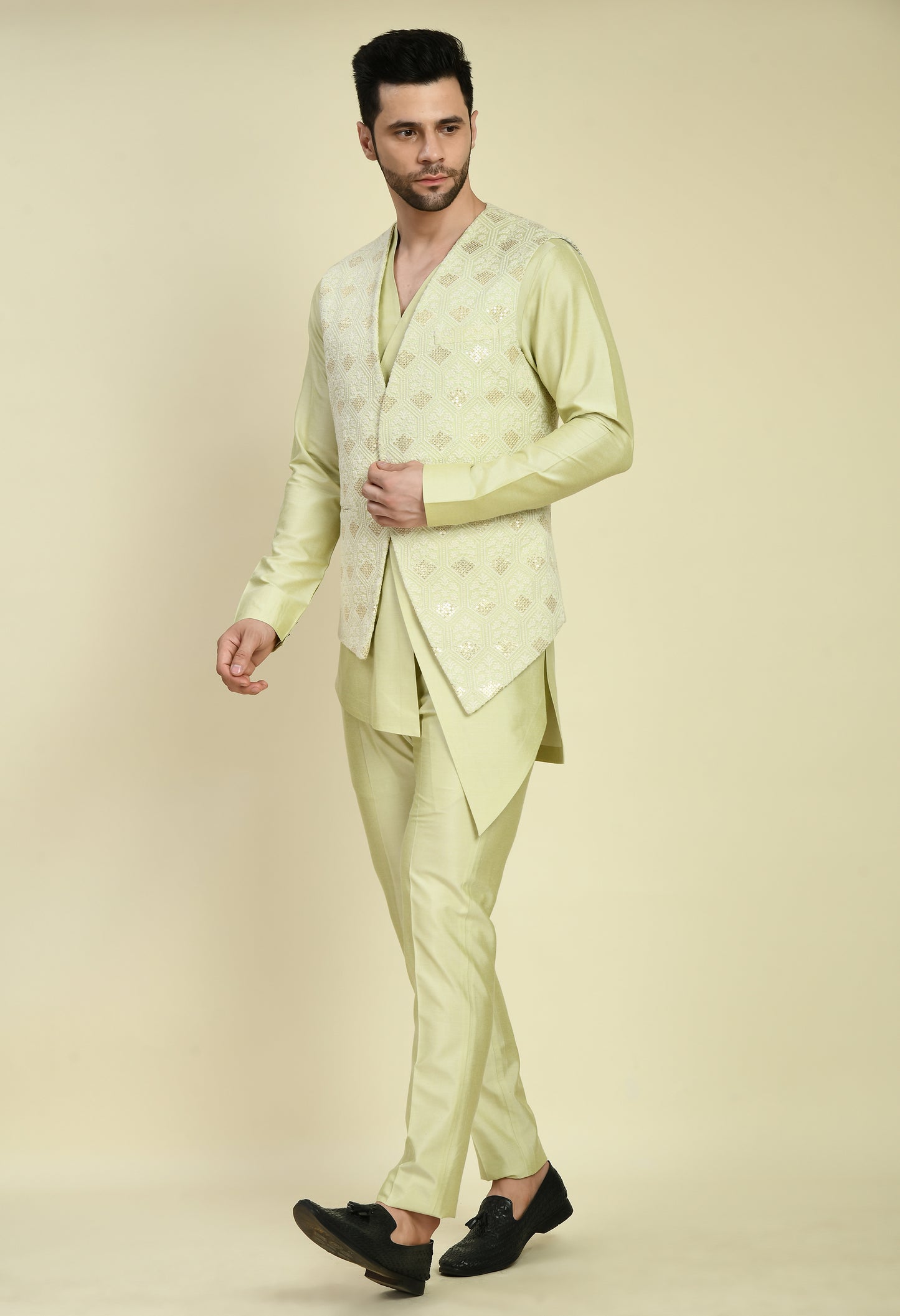 Men’s Nehru Jacket – Silk in Green with Designer Vest Silk Thread Embroidery | One Man Show