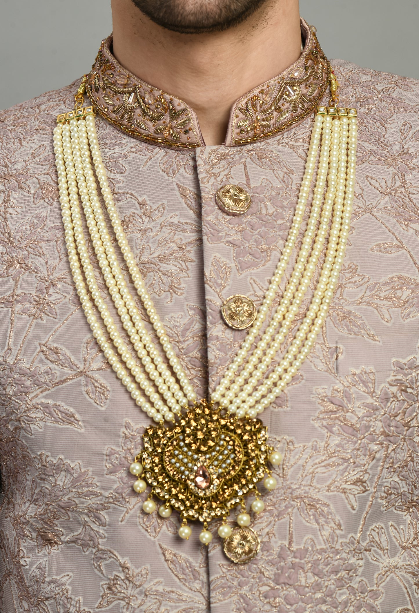 Detail view 4 - Men’s Sherwani – Silk in Pink with Detailed Hand Embroidery Allover