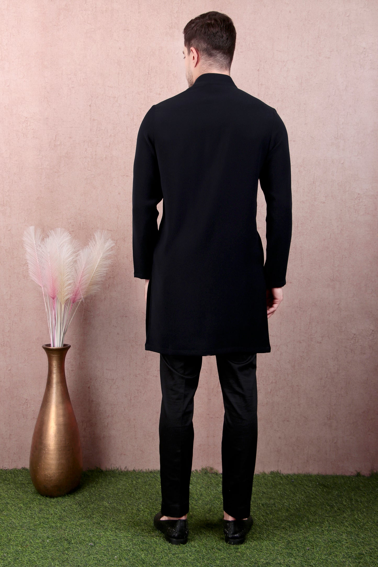 Men’s Kurta Set – Japanese Lycra Zip Front in Black with Zari Motif | One Man Show