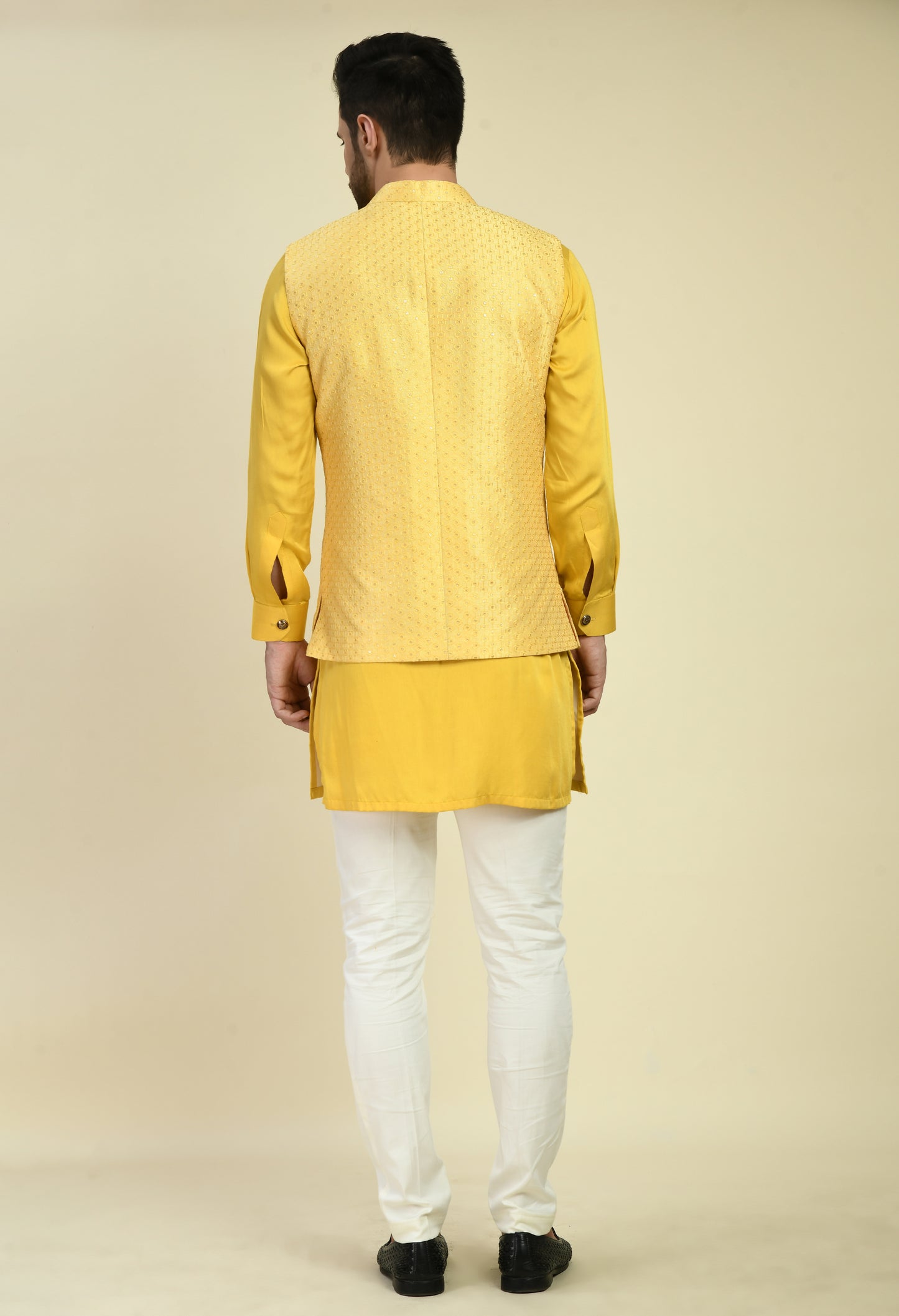 Men’s Nehru Jacket – Silk in Yellow with Silk Thread Embroidery | One Man Show