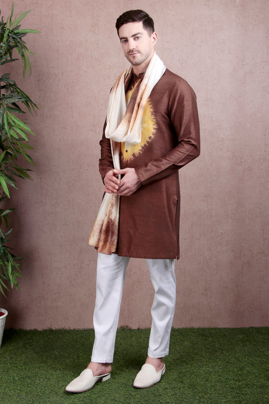 Men’s Kurta Set – Raw Silk in Brown with Yellow Tie-Dye Center Motif | One Man Show
