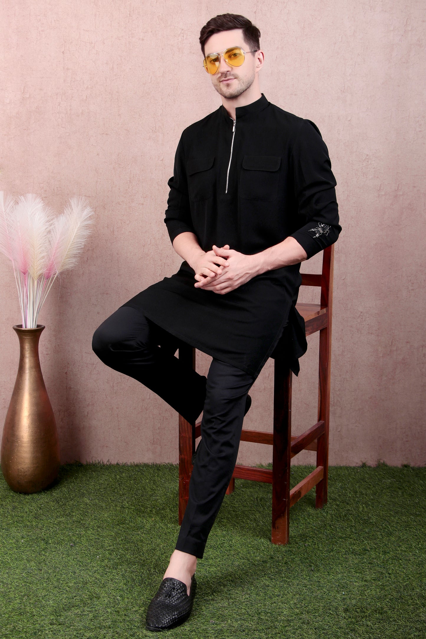 Detail view 6 - Men’s Kurta Set – Korean Wrinkle-Free in Black with Bug-Motif Embroidery & Half-Zip