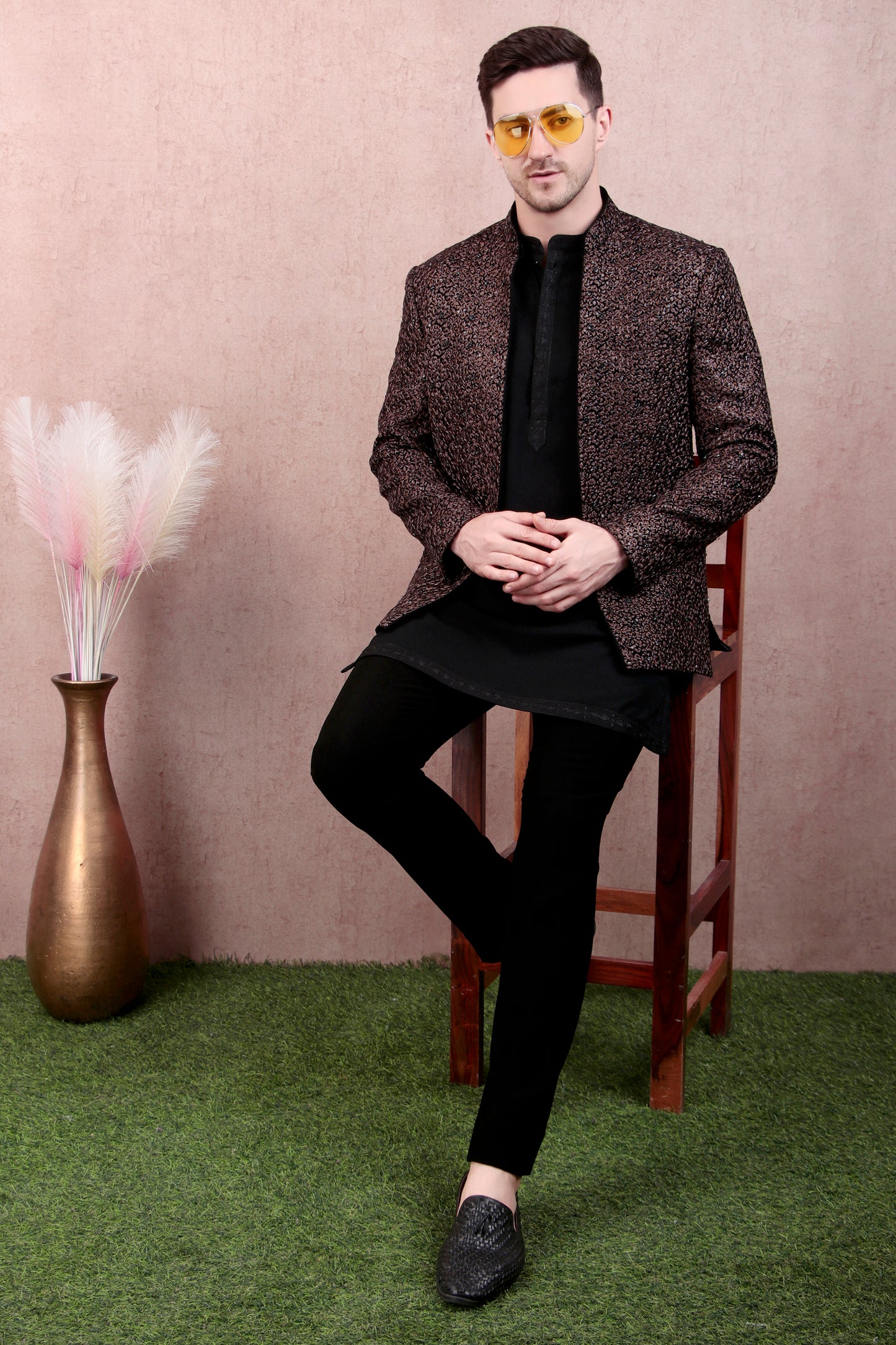 Detail view 2 - Men’s Kurta Set – Silk in Brown with Abstract Silk Thread & Hand Embroidery Jacket over Japanese Lycra Kurta