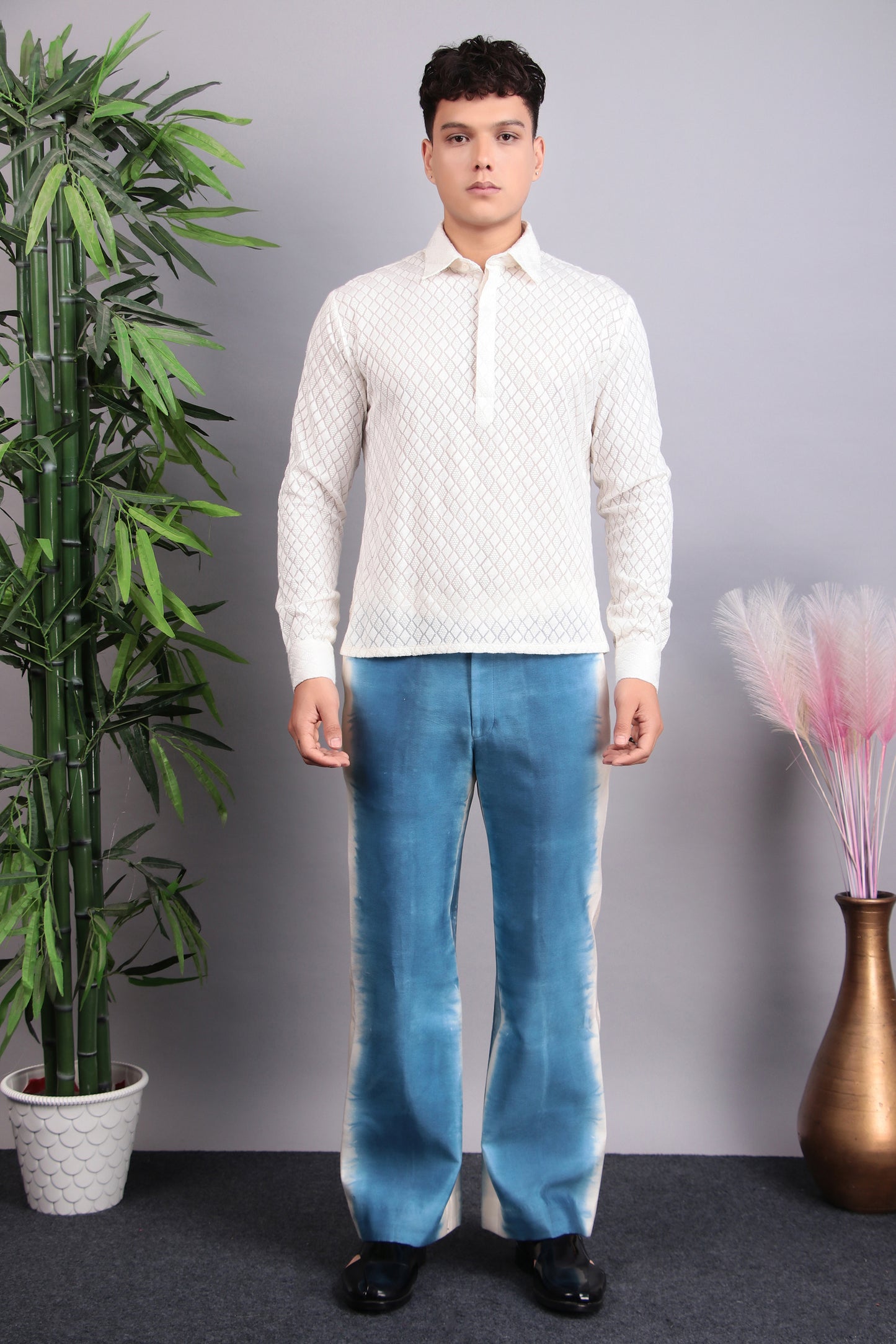 Detail view 1 - Men’s Kurta Set – Viscose Georgette in White with Tie Pants
