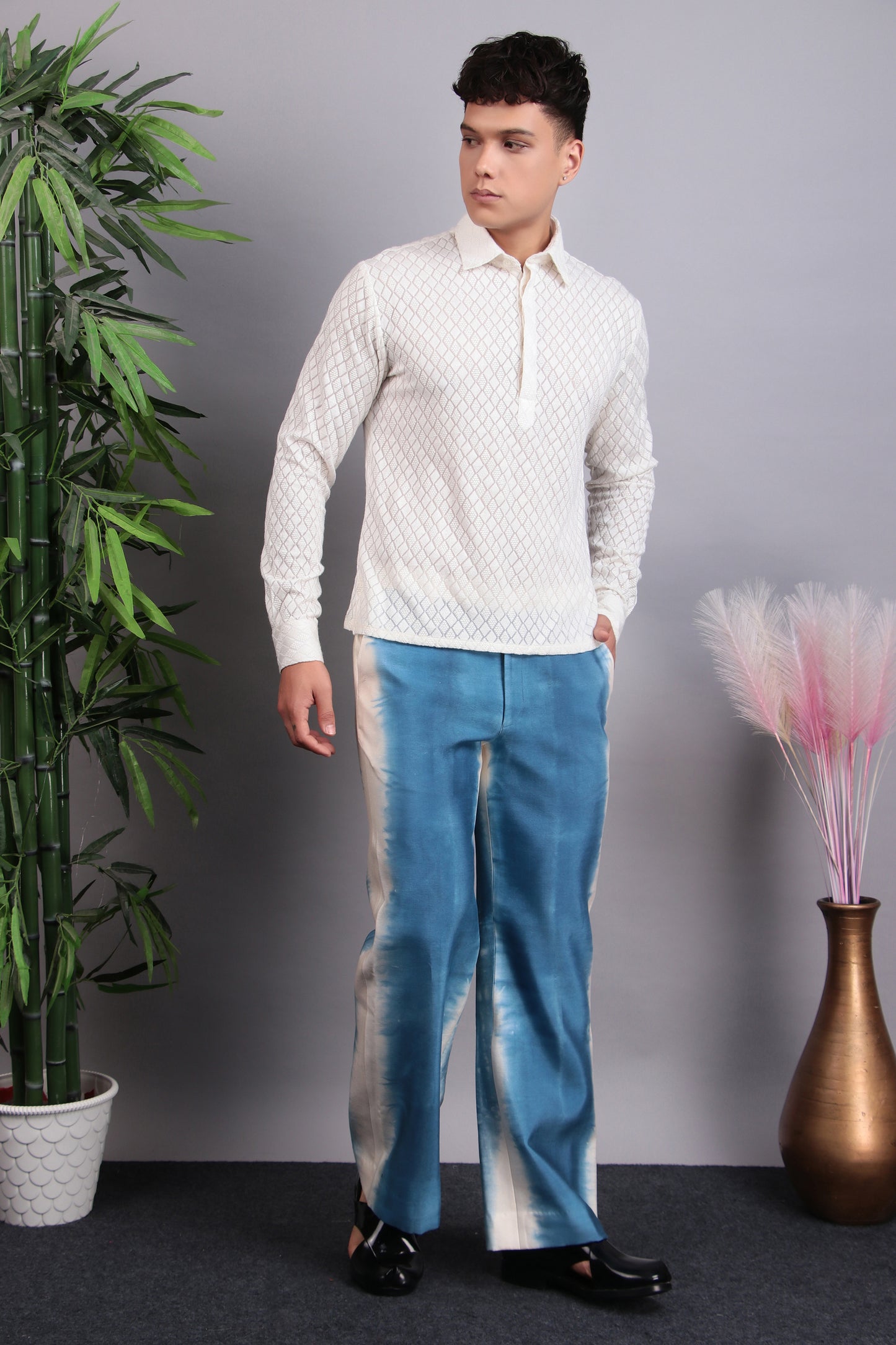 Detail view 2 - Men’s Kurta Set – Viscose Georgette in White with Tie Pants