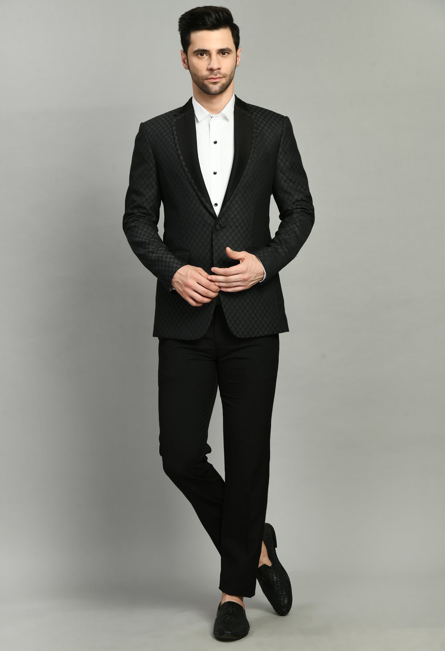 Detail view 3 - Men’s Tuxedo – Poly Jaquard in Black with Geometric Motif Tuxedo Blazer