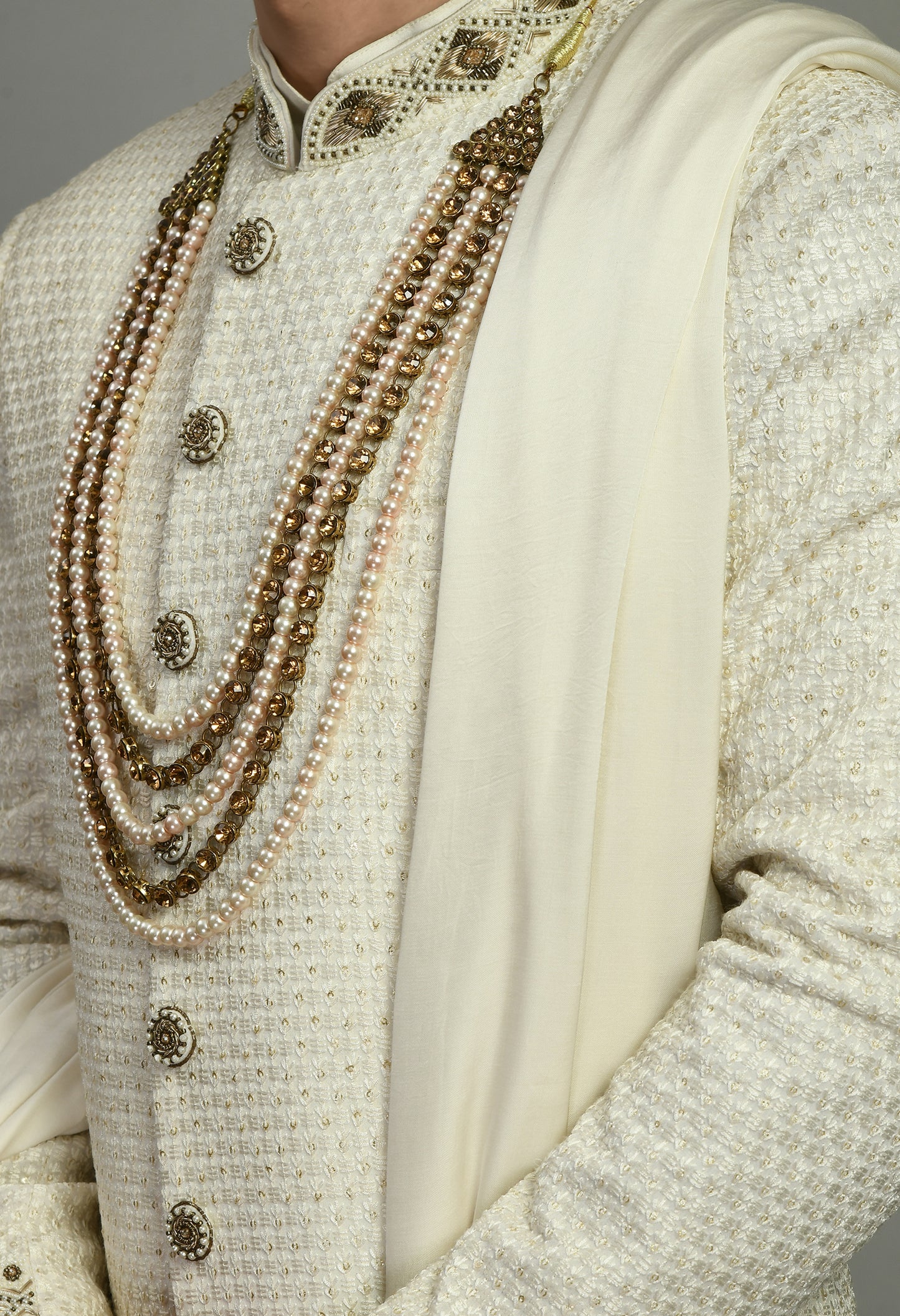 Detail view 3 - Men’s Sherwani – Silk in Ivory with Detailed Hand Embroidery
