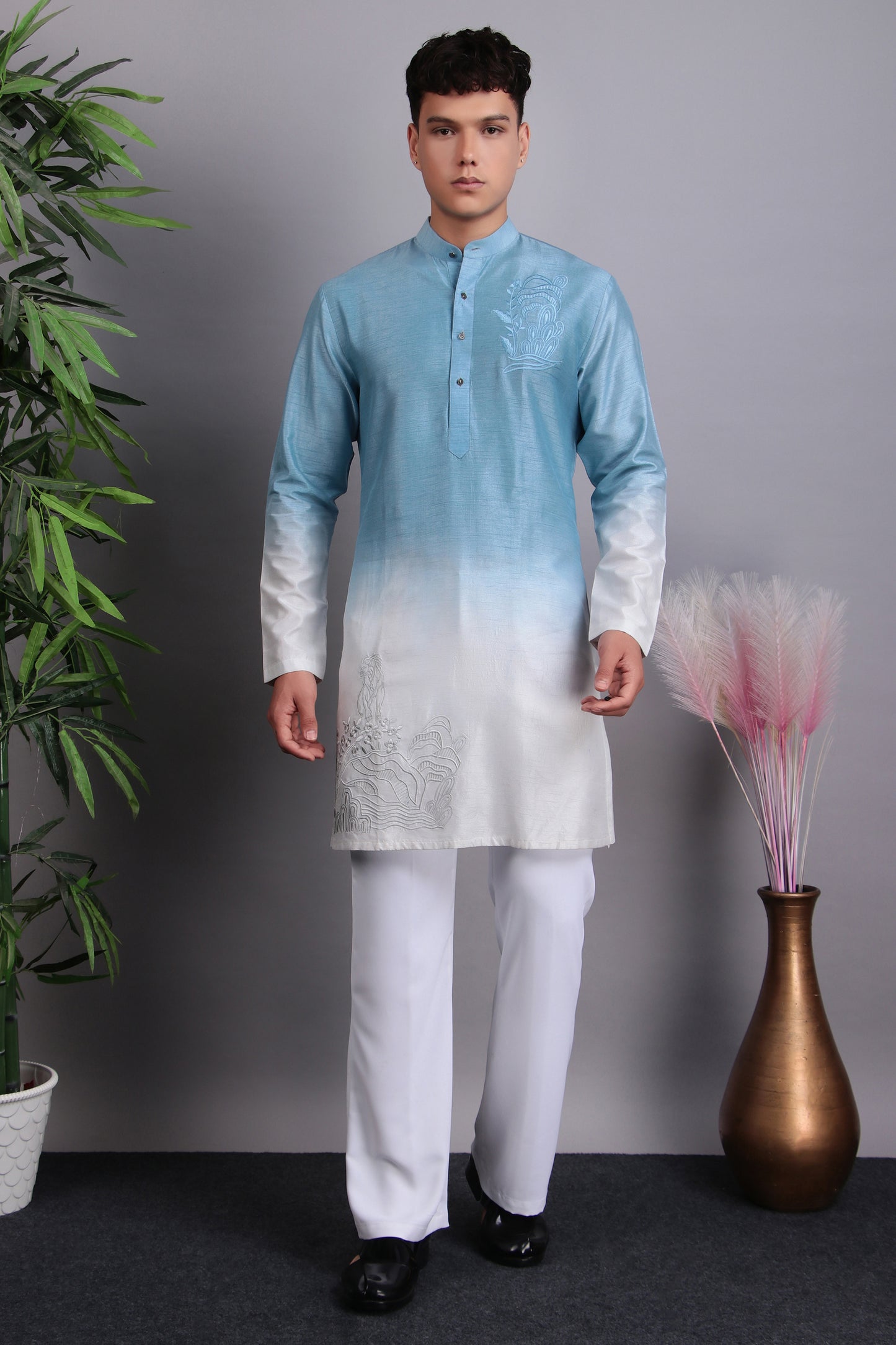 Detail view 2 - Men’s Kurta Set – Silk in Blue with Tie and Dye & Silk Thread Embroidery