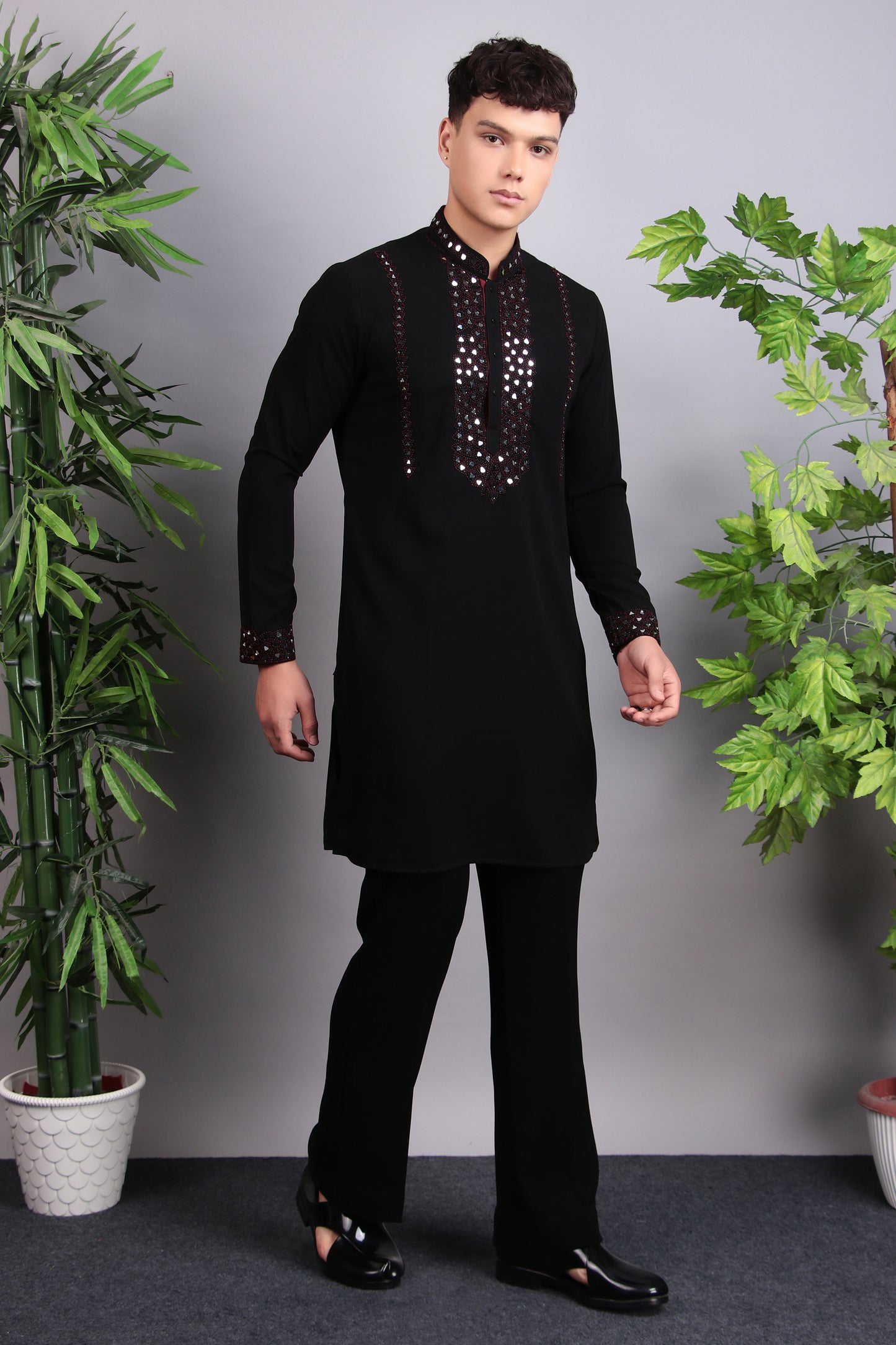 Detail view 2 - Men’s Kurta Set – Korean Wrinkle-Free in Black with Mirror and Beads Embroidery