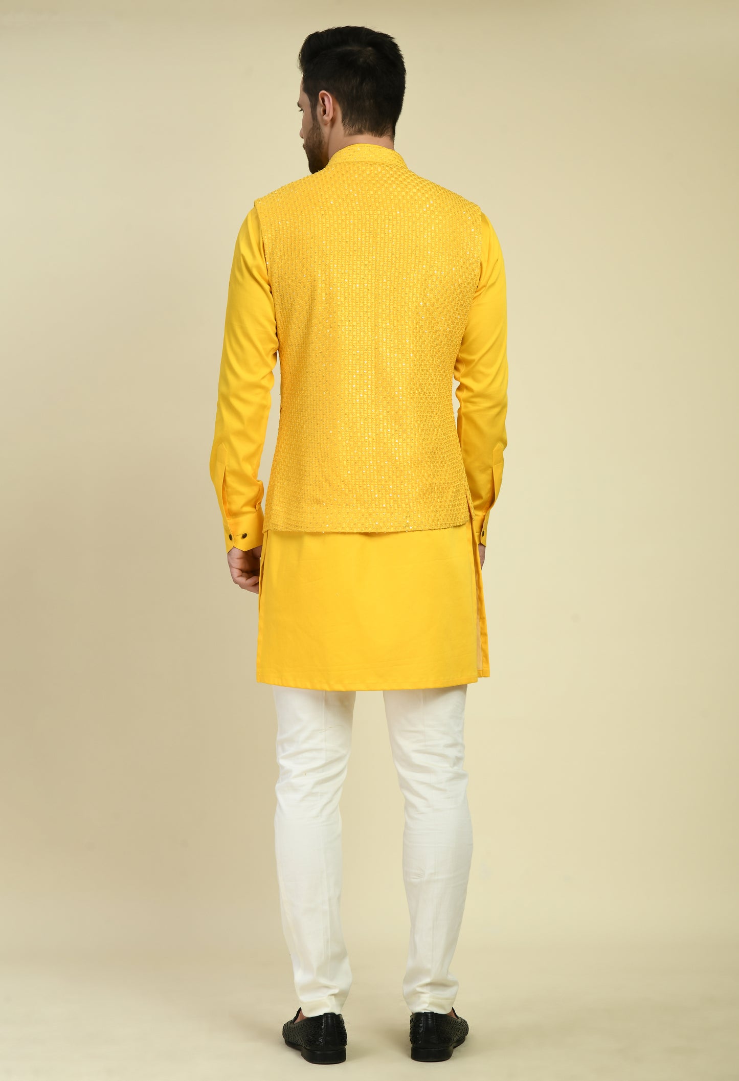 Detail view 3 - Men’s Kurta Set – Jaquard Poly Blend in Black with Abstract Cut and Lapel Style Front