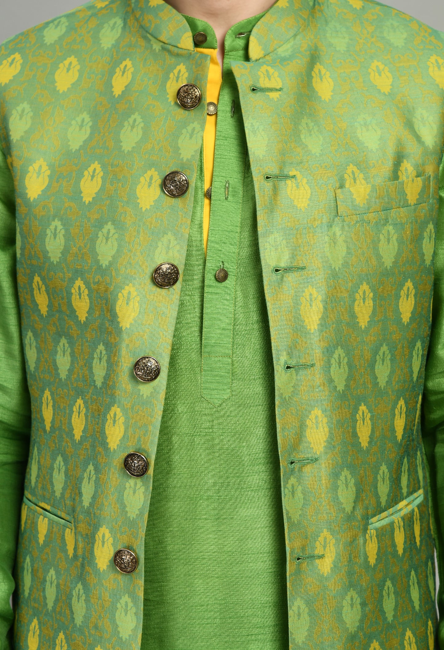 Detail view 2 - Men’s Nehru Jacket – Silk Jaquard in Green with Front Open Design