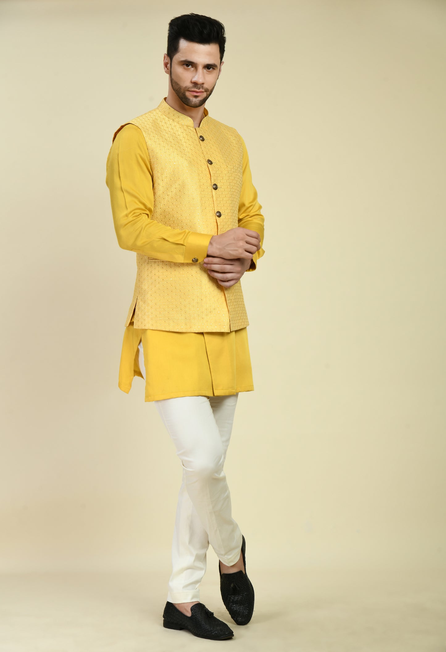 Detail view 1 - Men’s Nehru Jacket – Silk in Yellow with Silk Thread Embroidery