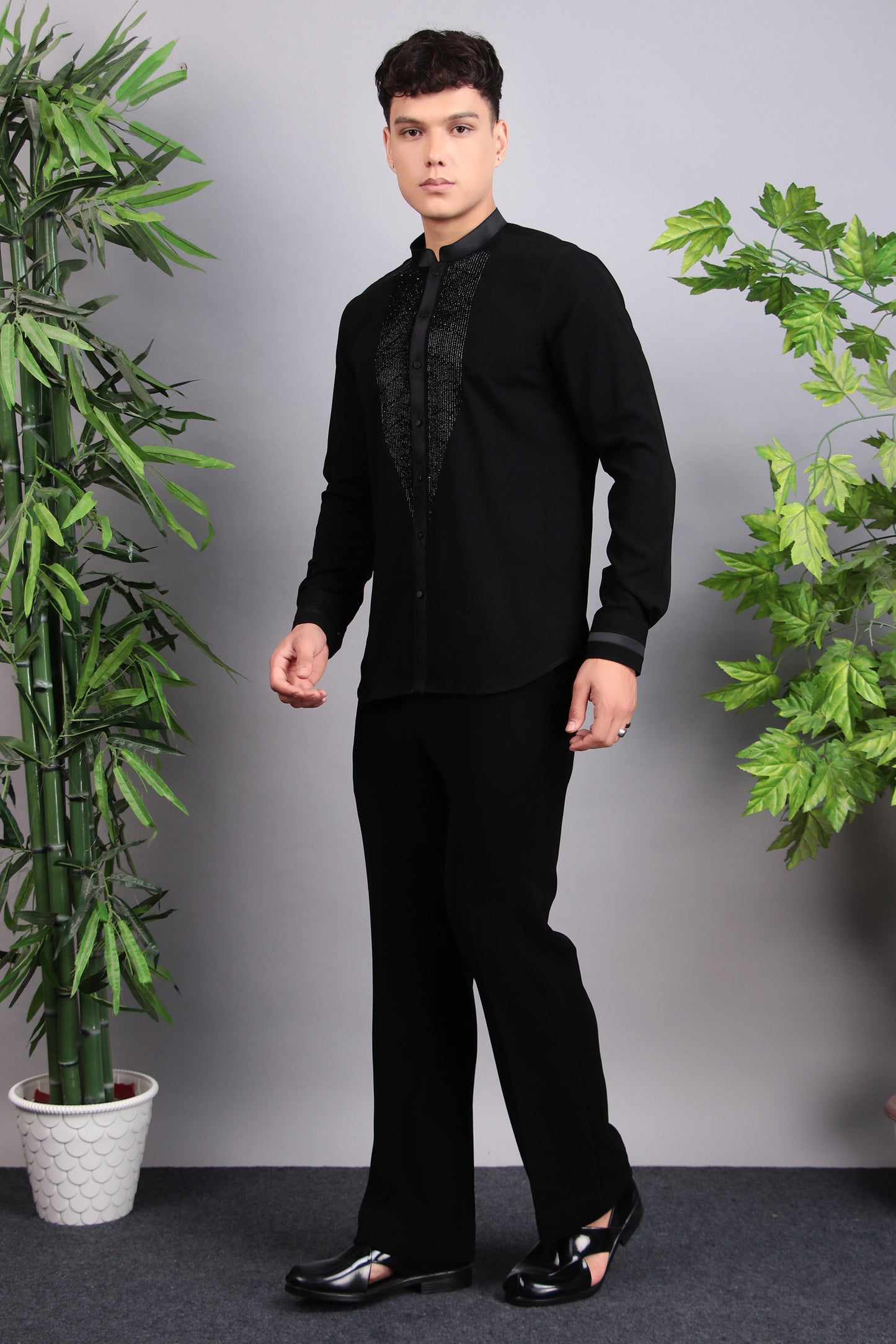 Detail view 1 - Men’s Shirt – Korean Wrinkle Free in Black with Front Beads Embroidery