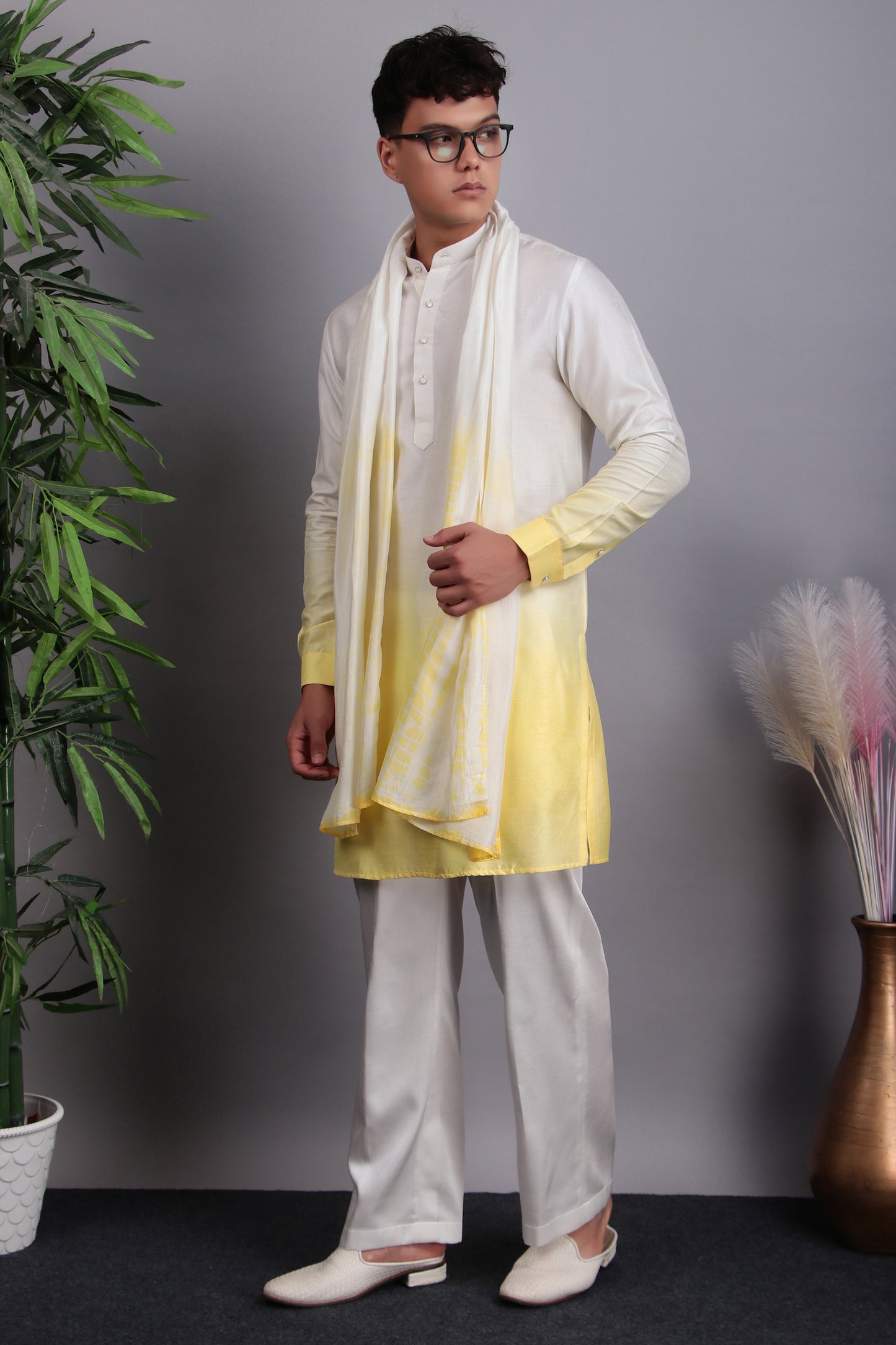Detail view 1 - Men’s Nehru Jacket – Viscose Silk in Yellow with Tie and Dye & Hand Embroidery