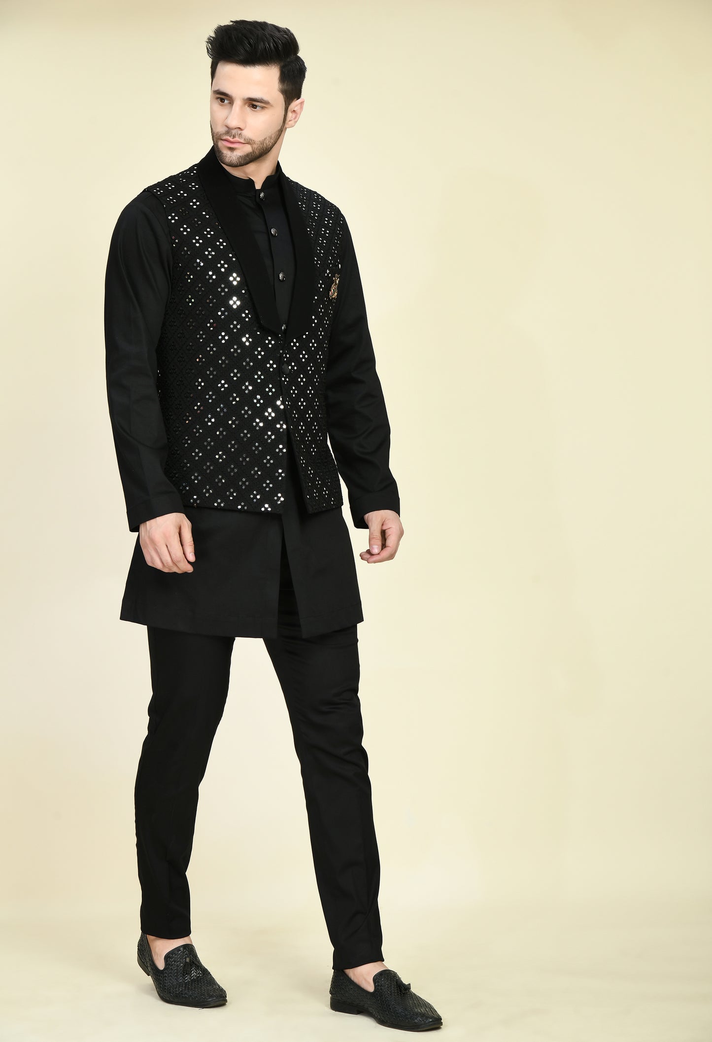 Back view - Men’s Kurta Set – Silk in Yellow with Tie and Dye