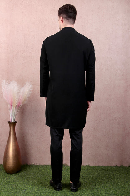 Men’s Kurta Set – Korean Wrinkle-Free in Black with Bug-Motif Embroidery & Half-Zip | One Man Show
