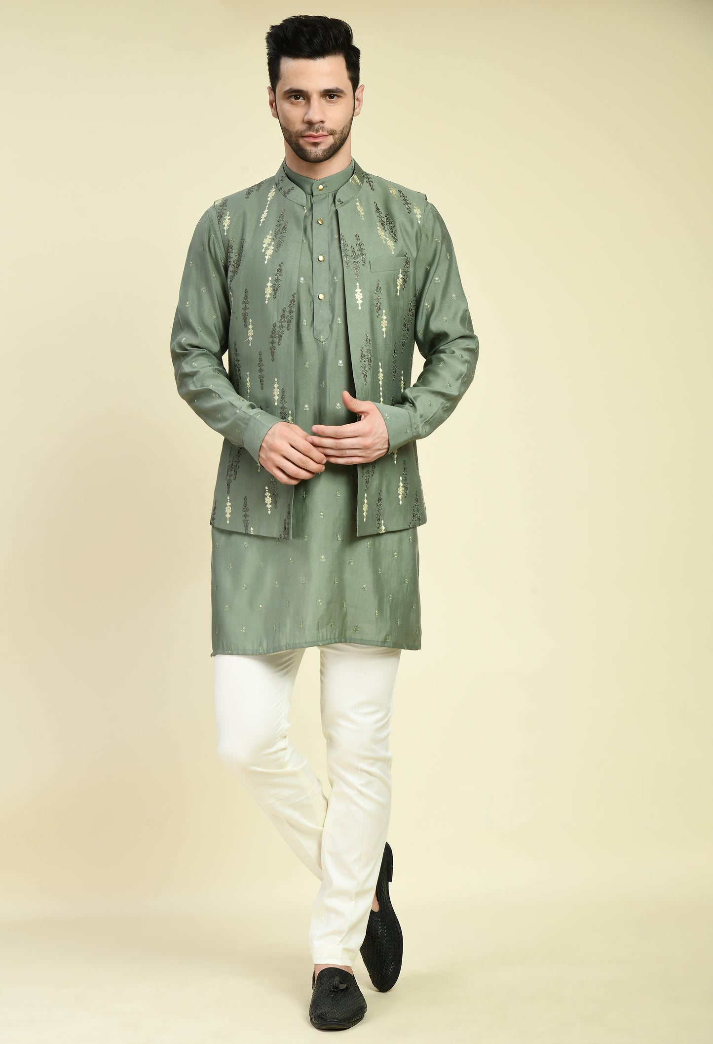 Detail view 1 - Men’s Nehru Jacket – Silk Modal in Green with Silk Thread Embroidery