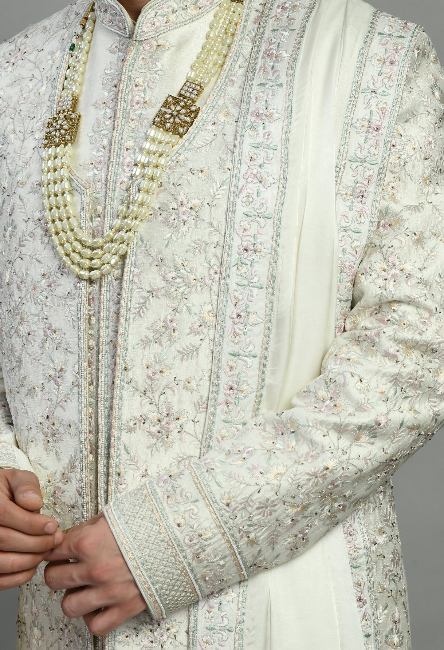 Detail view 1 - Men’s Sherwani – Silk in Ivory with Detailed Hand Embroidery Allover
