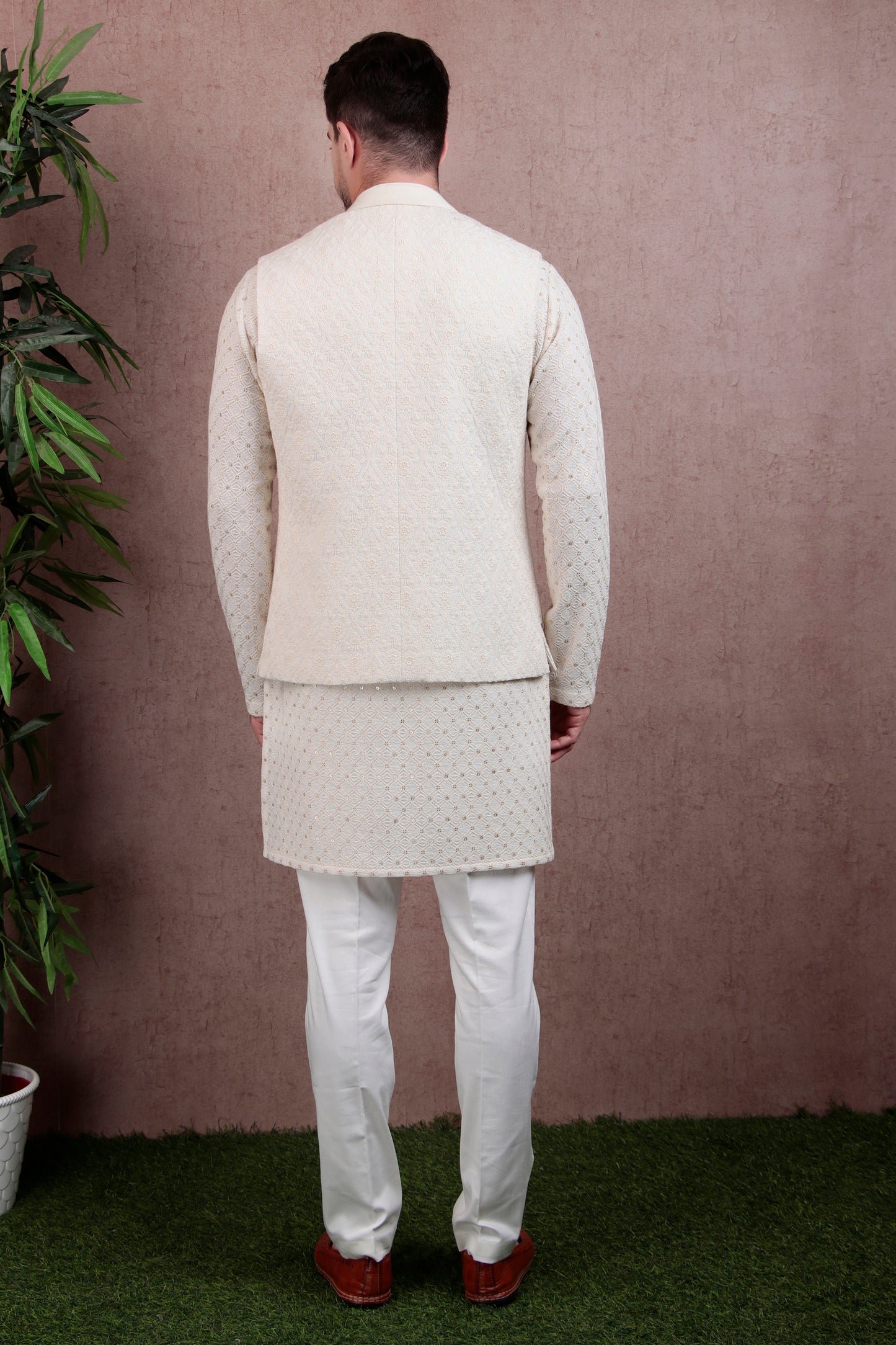 Detail view 5 - Men’s Designer Kurta Set – Georgette in Ivory with Silk Thread Embroidery & Lapel Jacket Cut
